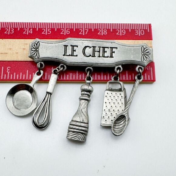 Signed JJ Pewter Le Chef Kitchen Utensil Dangle Brooch Vintage Cook Wisk Pan - Picture 7 of 8